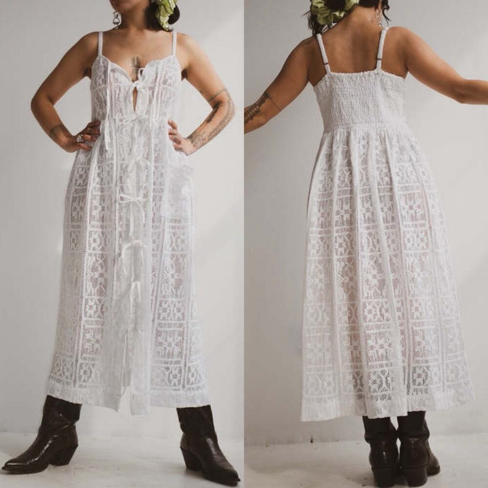 Ajaie Alaie Cream White Crochet Lace Tie Front Candor Dress - Medium